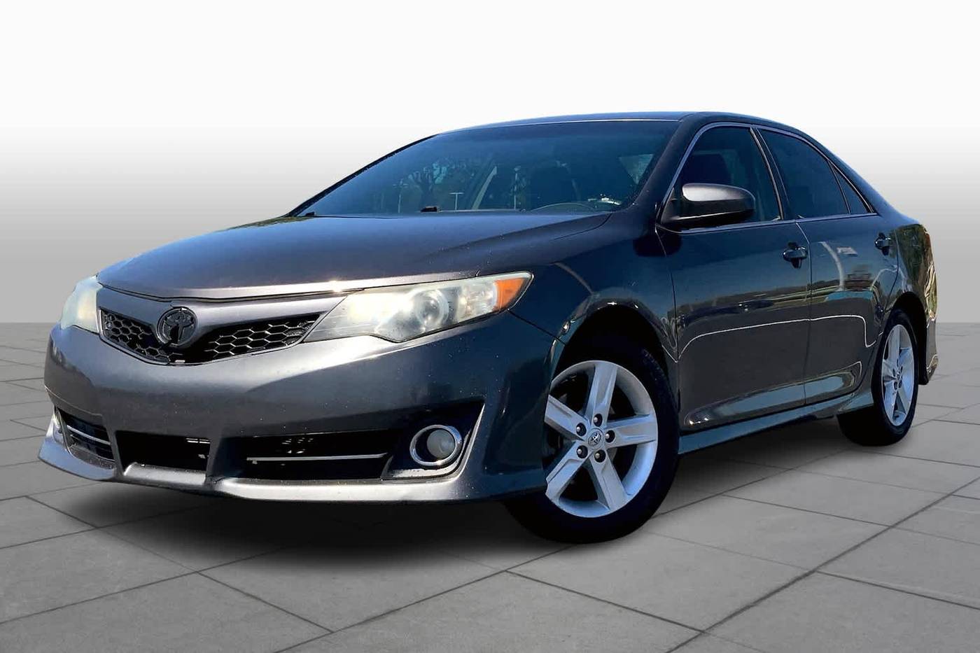 2014 Toyota Camry SE — Sedan — 227,576 mi — Mobile, AL