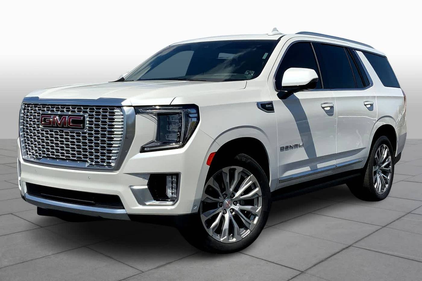 2023 GMC Yukon Denali — SUV — 32,516 mi — Mobile, AL