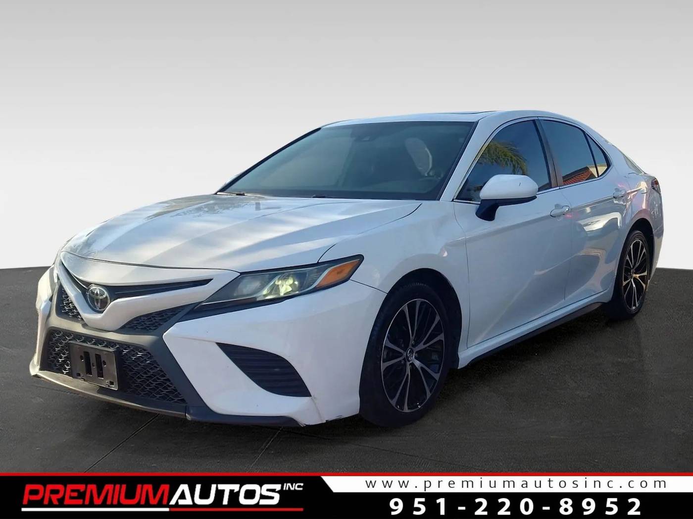 2020 Toyota Camry SE — Sedan — 68,908 mi — Norco, CA