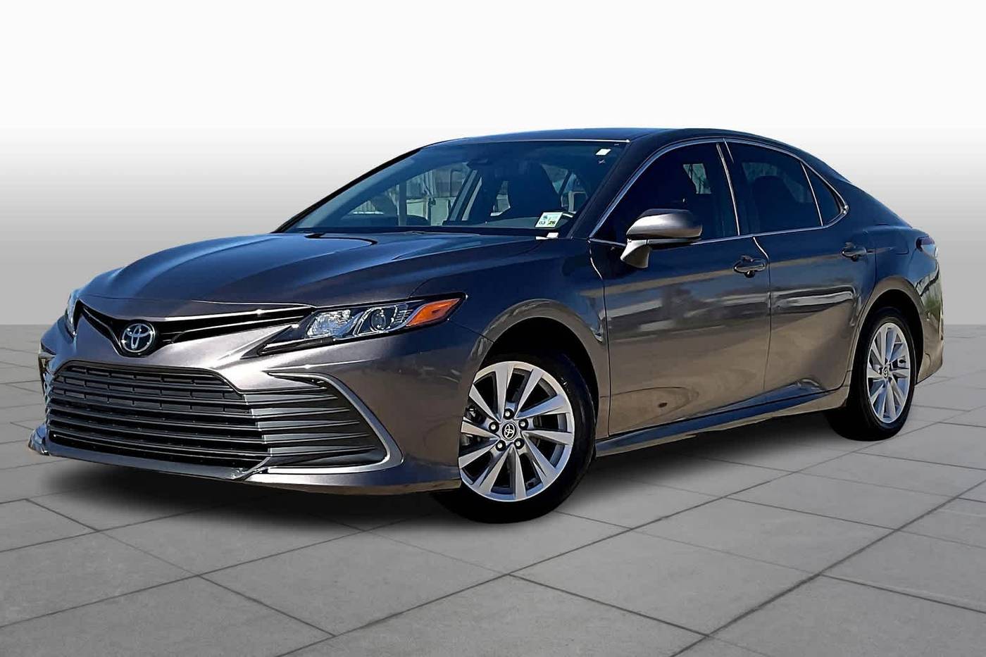 2022 Toyota Camry LE — Sedan — 22,170 mi — Harvey, LA