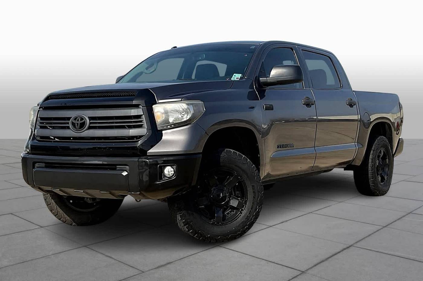 2016 Toyota Tundra SR5 — Pickup Truck — 114,593 mi — Harvey, LA