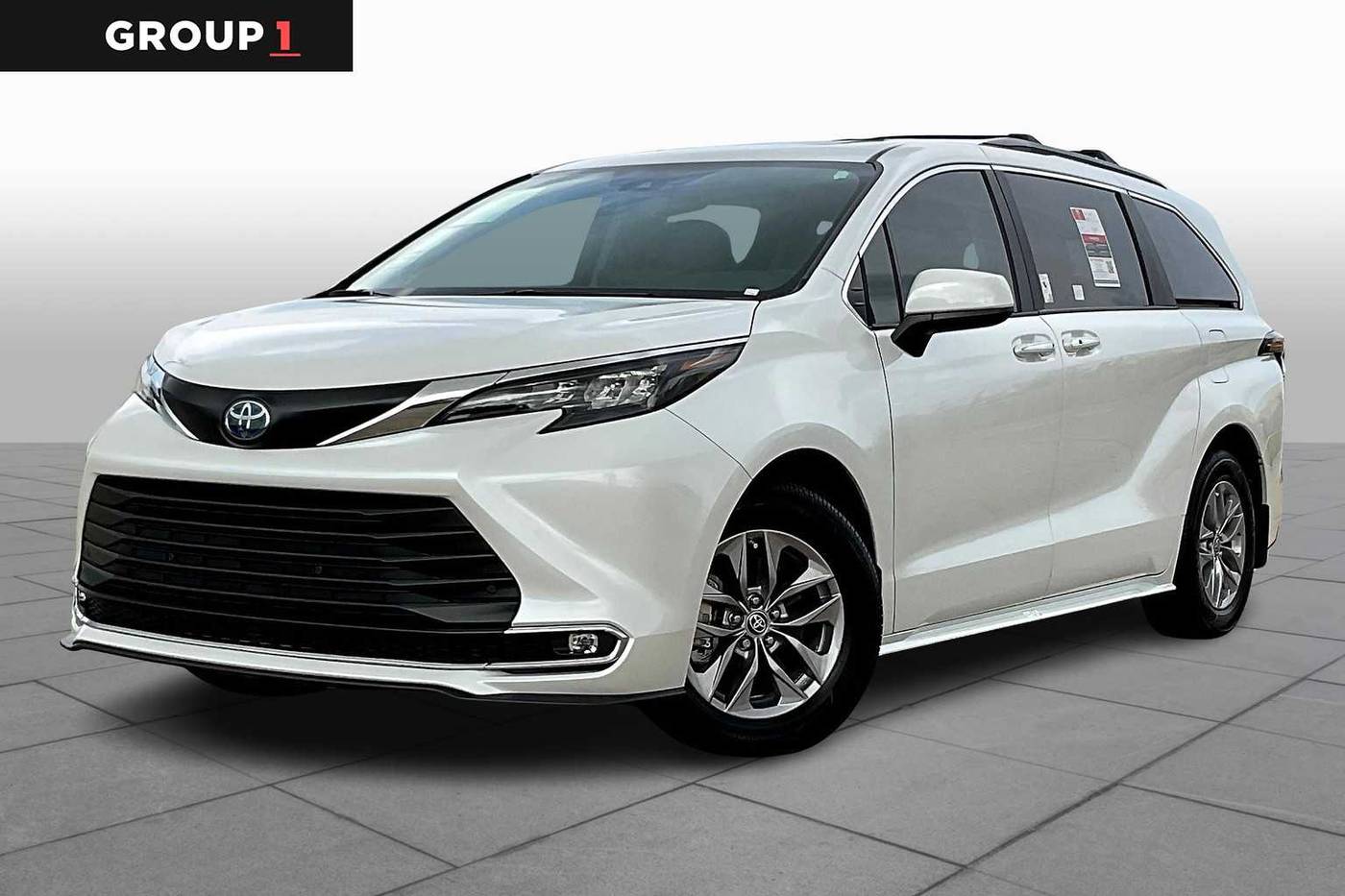 2024 Toyota Sienna XLE — Minivan — 983 mi — Harvey, LA