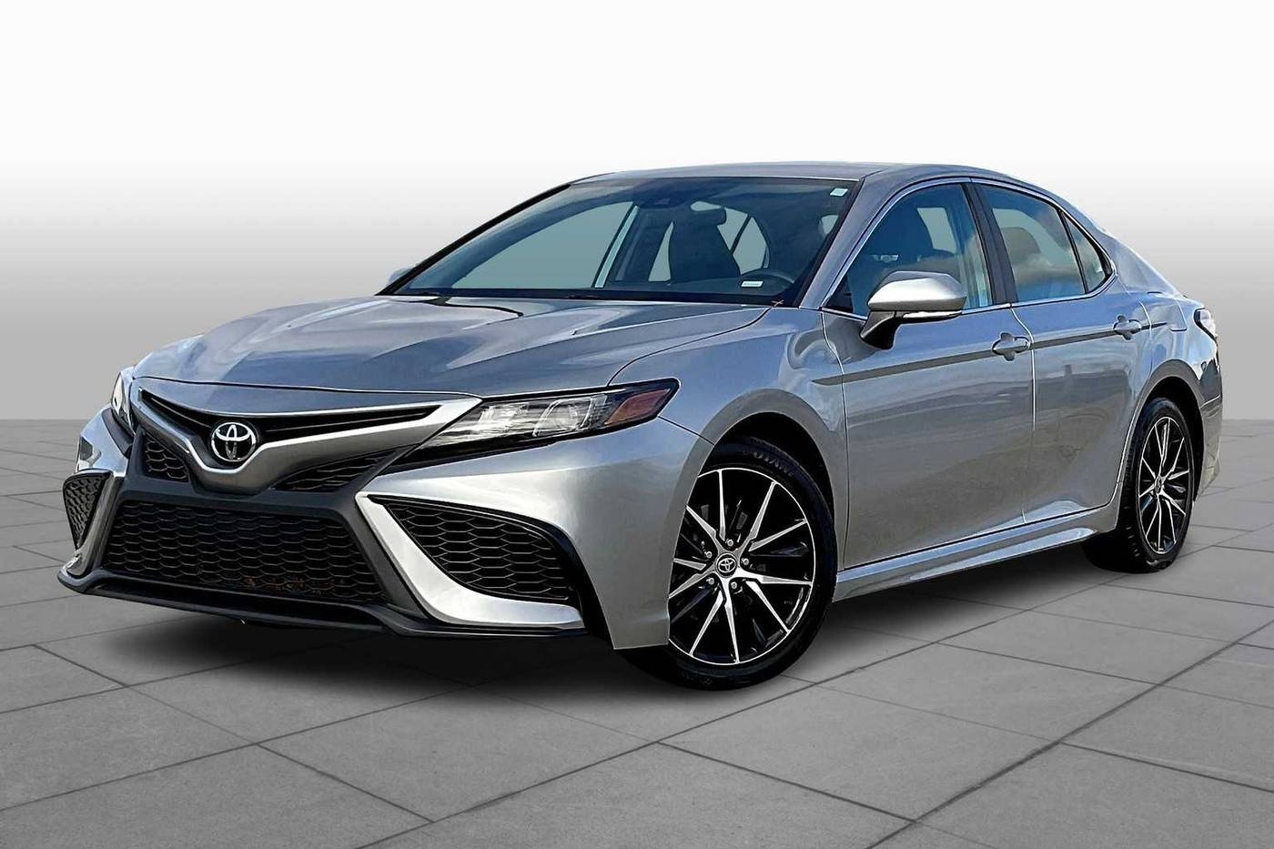2022 Toyota Camry SE — Sedan — 56,277 mi — Harvey, LA