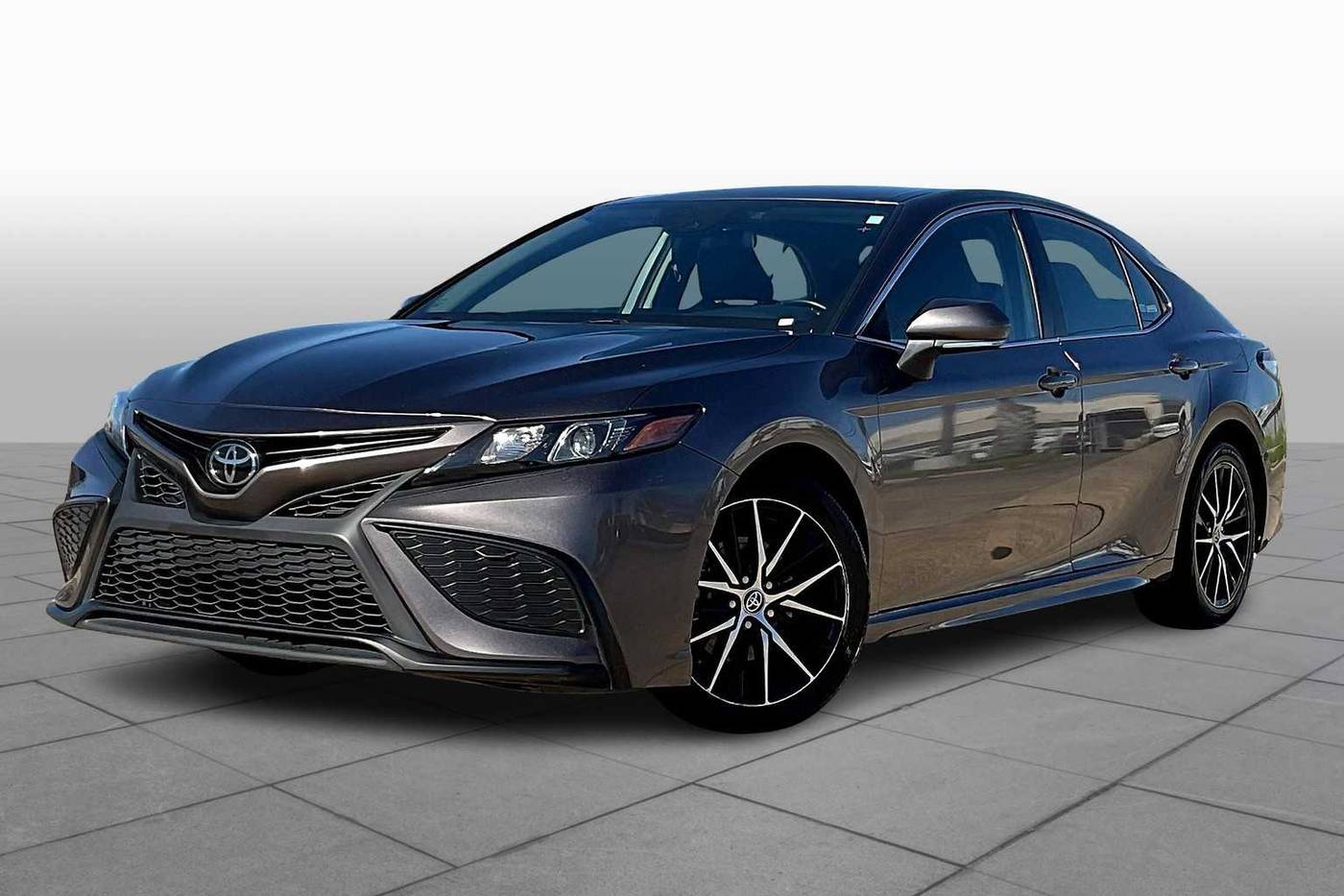 2022 Toyota Camry SE — Sedan — 62,699 mi — Harvey, LA