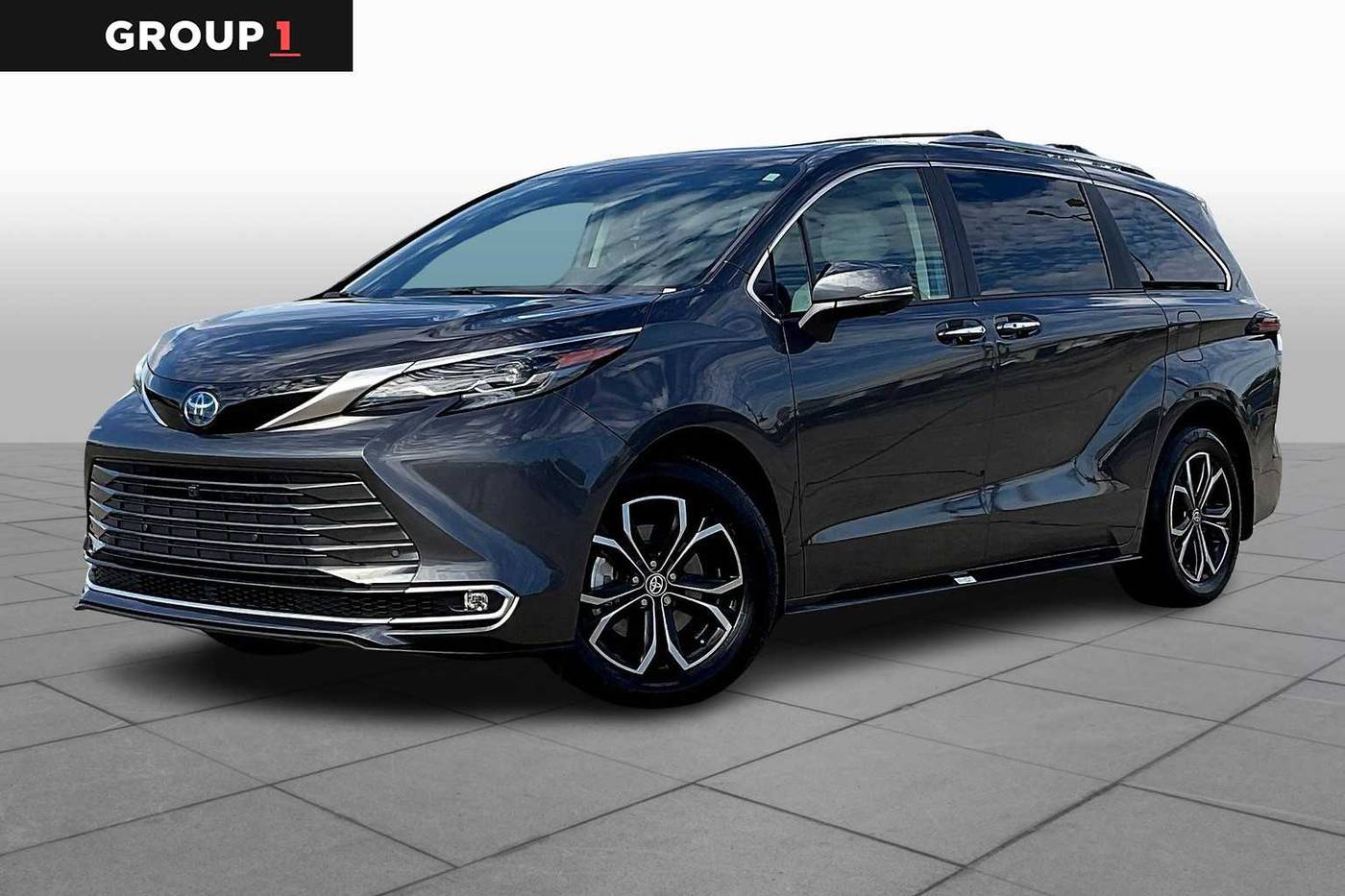 2025 Toyota Sienna Platinum — Minivan — 509 mi — Harvey, LA