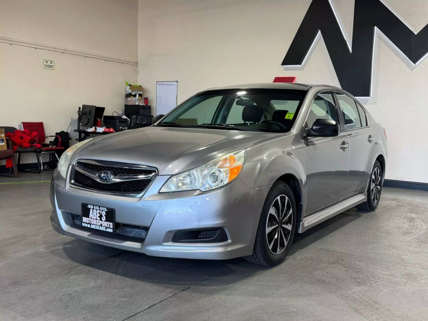 2010 Subaru Legacy 2.5i — Sedan — 156,479 mi — Sacramento, CA