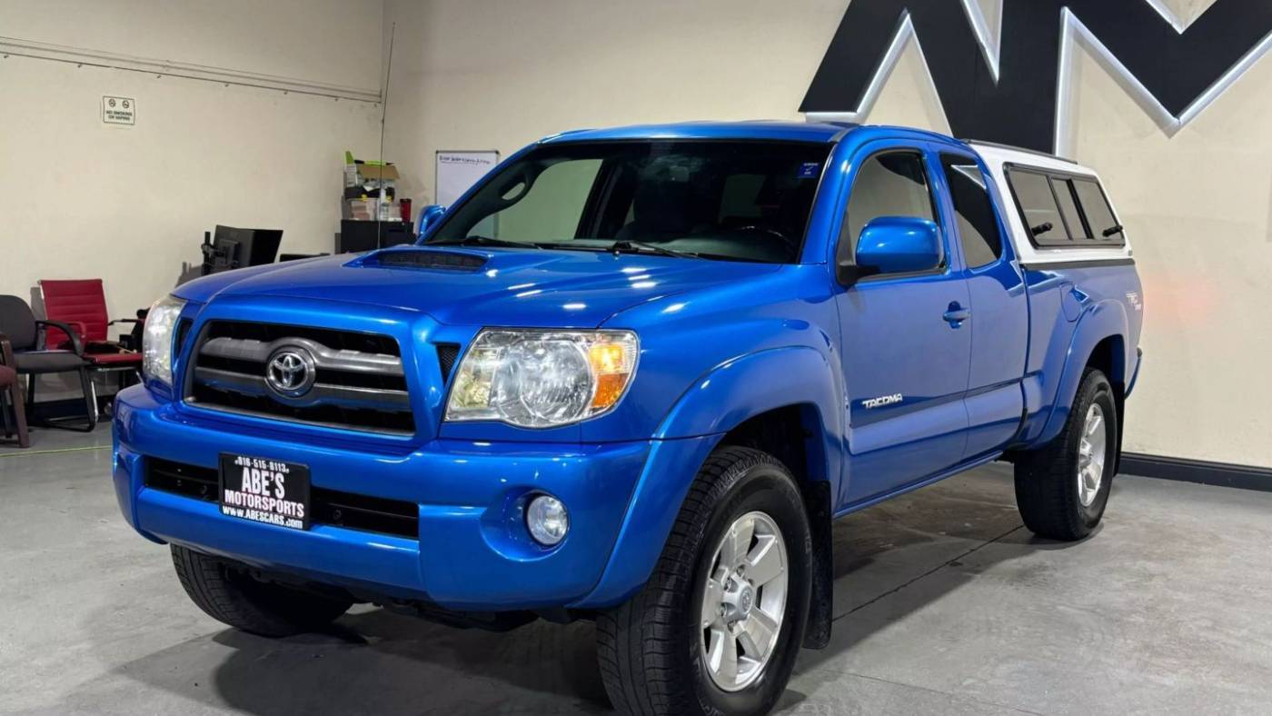 2009 Toyota Tacoma Base — Pickup Truck — 110,080 mi — Sacramento, CA