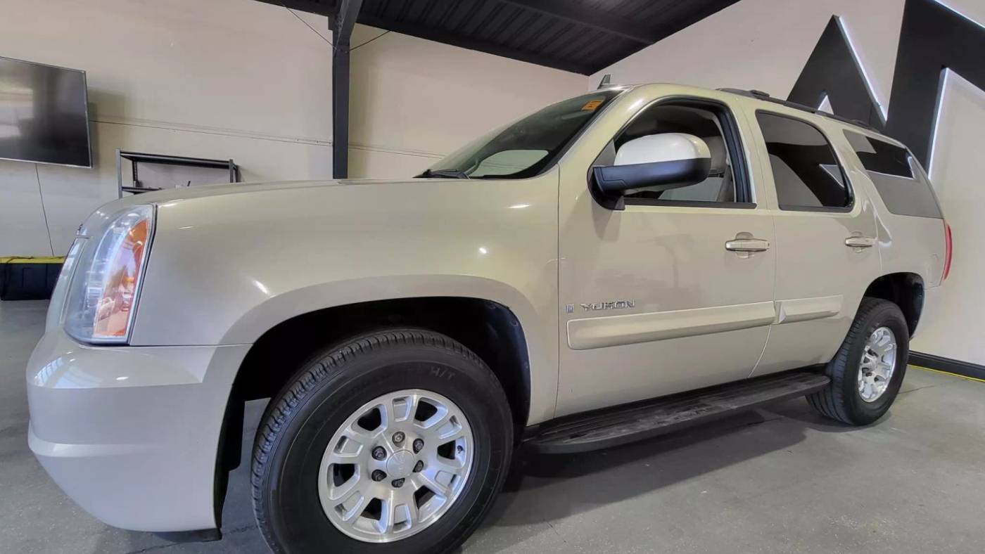 2008 GMC Yukon SLE — SUV — 140,382 mi — Sacramento, CA