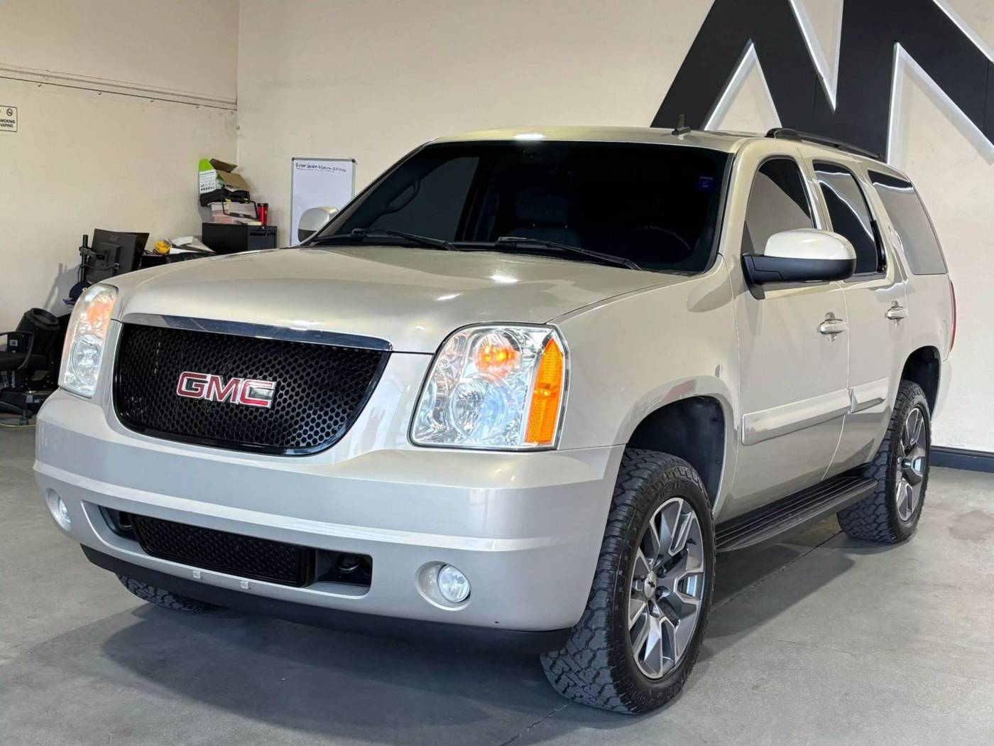 2007 GMC Yukon SLT — SUV — 141,428 mi — Sacramento, CA