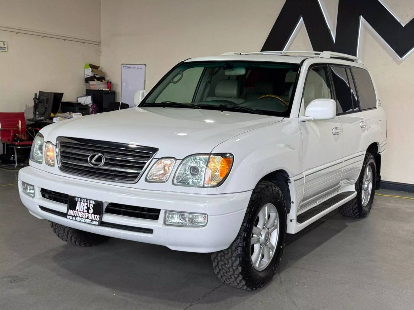 2005 Lexus LX LX 470 — SUV — 211,538 mi — Sacramento, CA