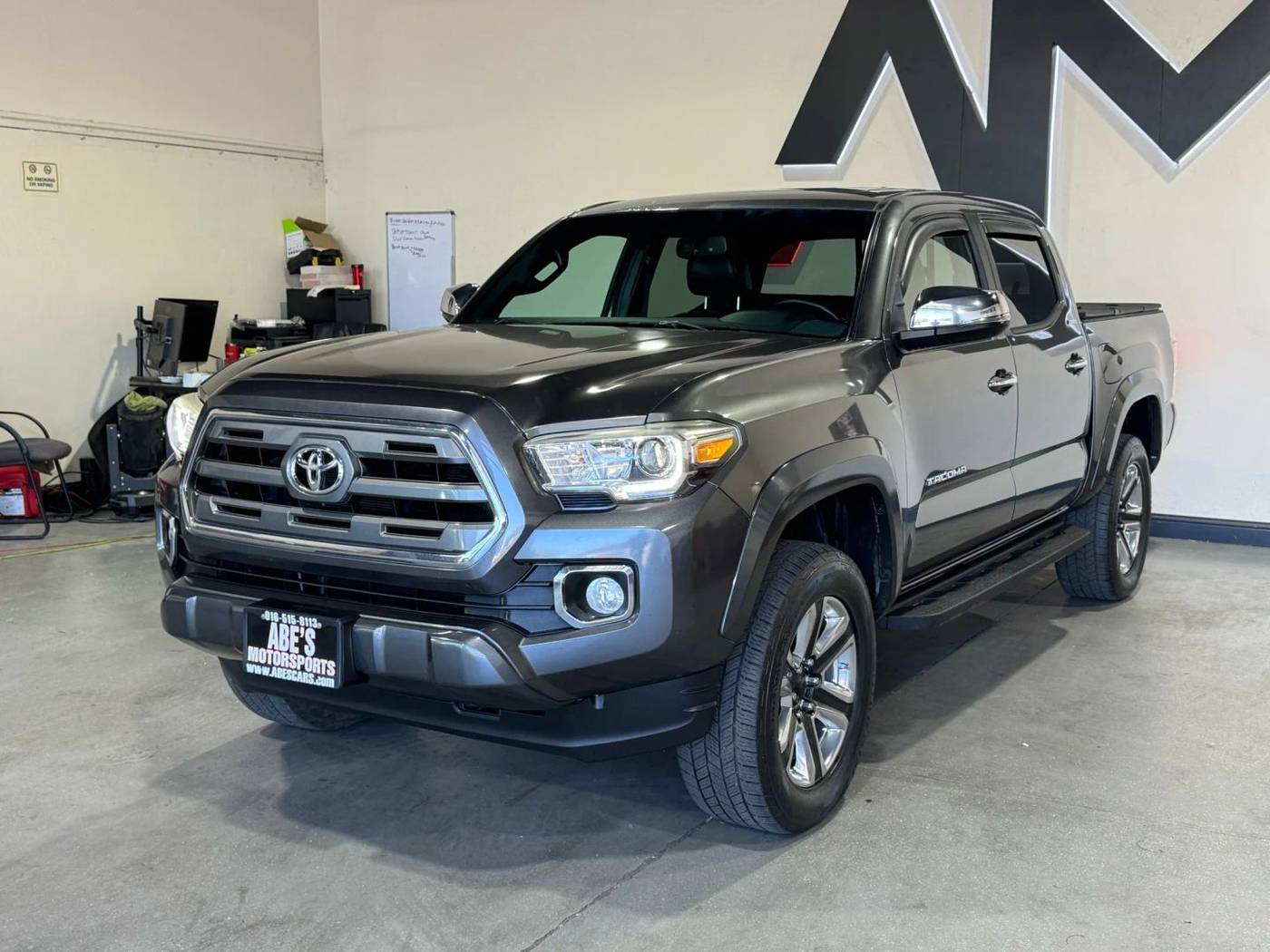 2016 Toyota Tacoma Limited — Pickup Truck — 160,894 mi — Sacramento, CA