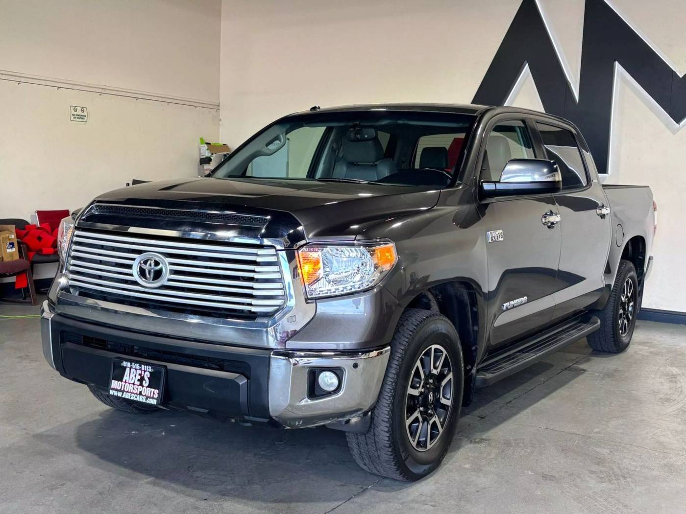 2015 Toyota Tundra Limited — Pickup Truck — 187,687 mi — Sacramento, CA