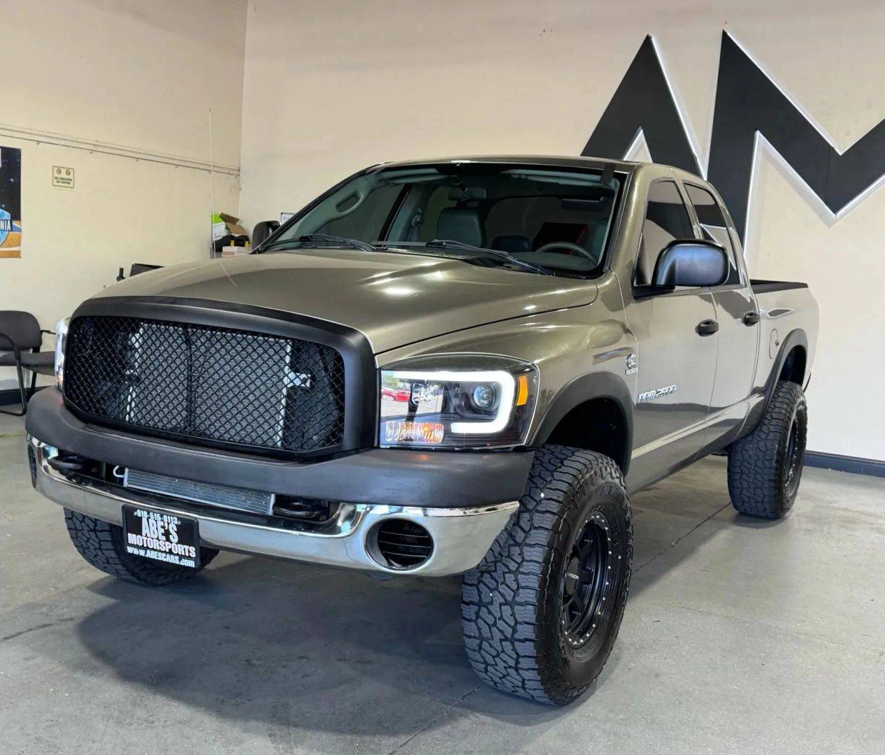 2006 Dodge Ram 2500 ST — Pickup Truck — 128,693 mi — Sacramento, CA