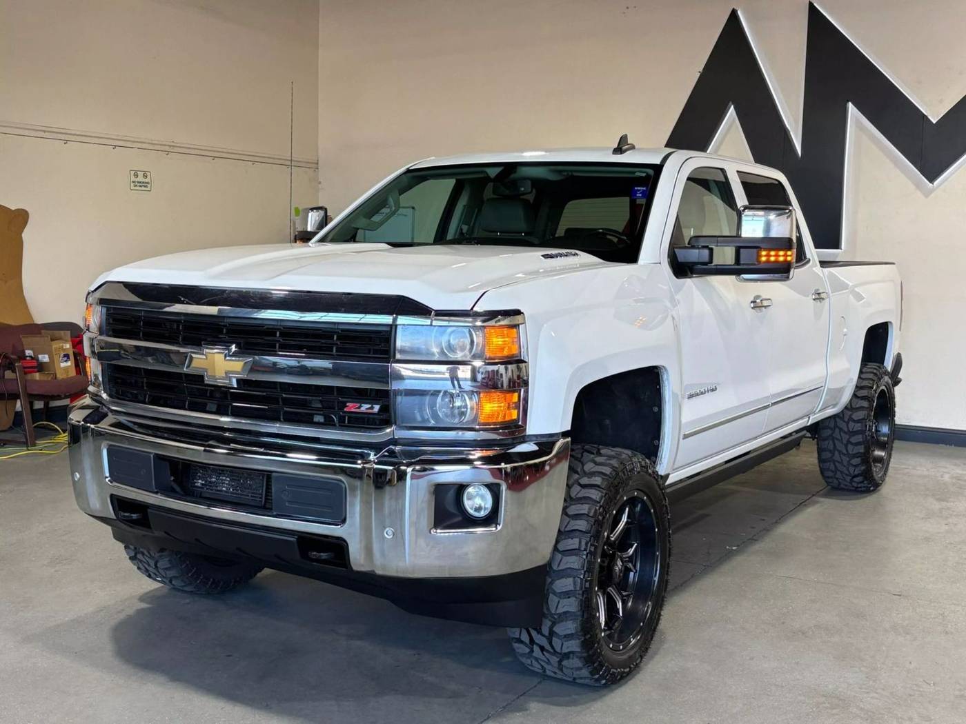 2015 Chevrolet Silverado 3500HD LTZ — Pickup Truck — 167,555 mi — Sacramento, CA