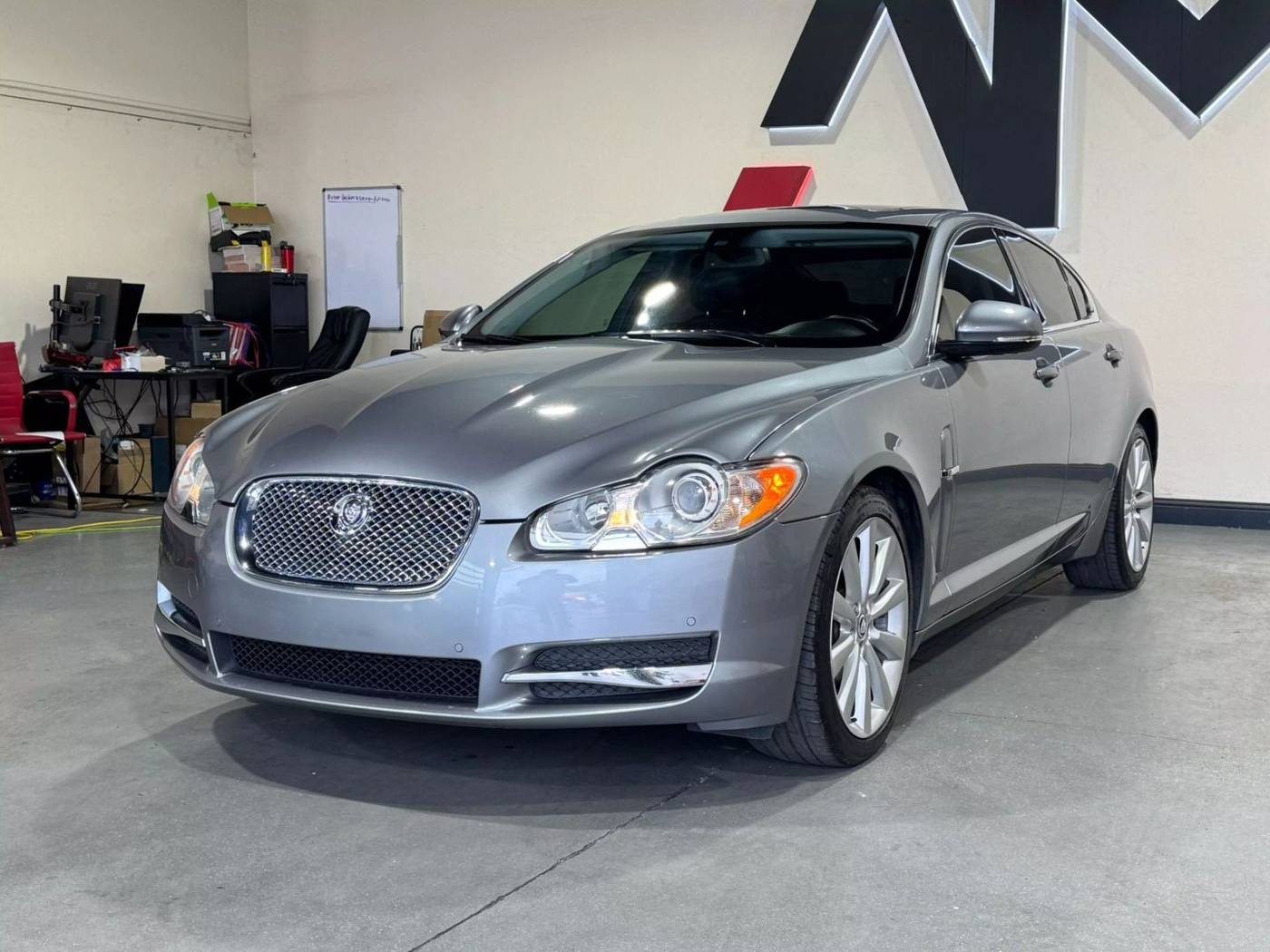 2010 Jaguar XF Premium Luxury — Sedan — 98,885 mi — Sacramento, CA