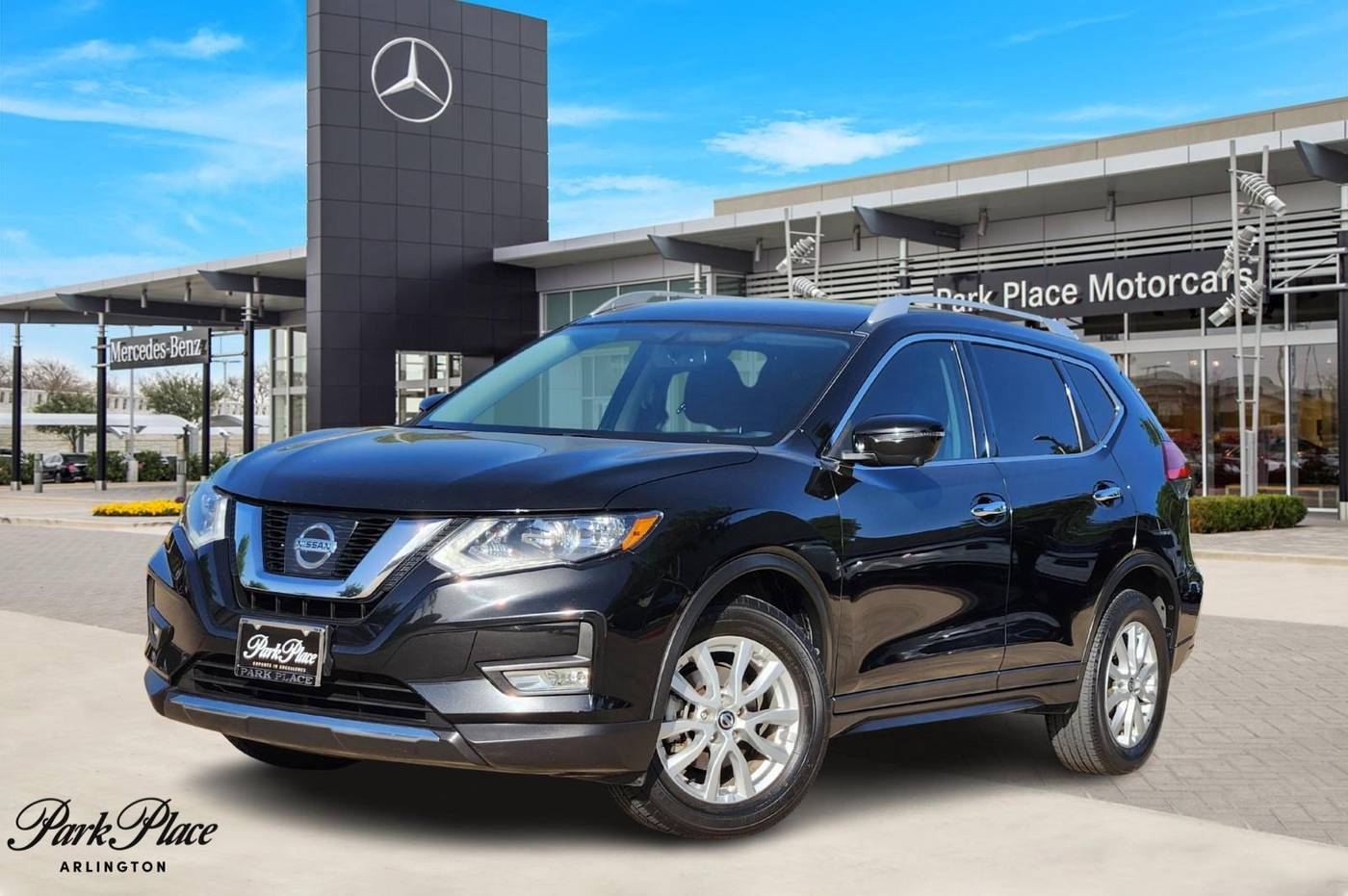 2017 Nissan Rogue SV — SUV — 90,243 mi — Arlington, TX