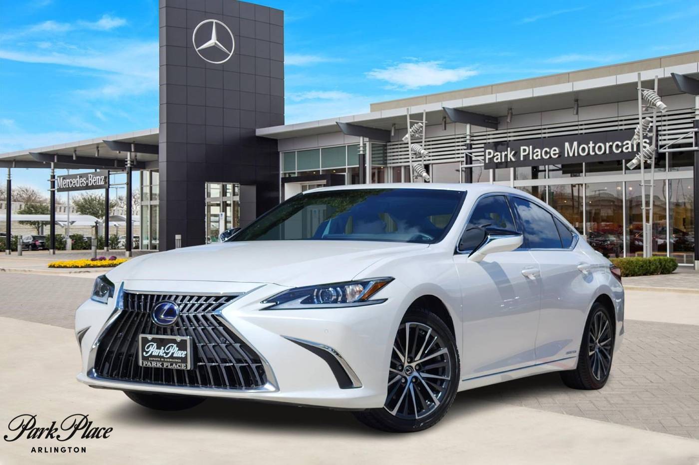 2022 Lexus ES ES 300h — Sedan — 24,231 mi — Arlington, TX