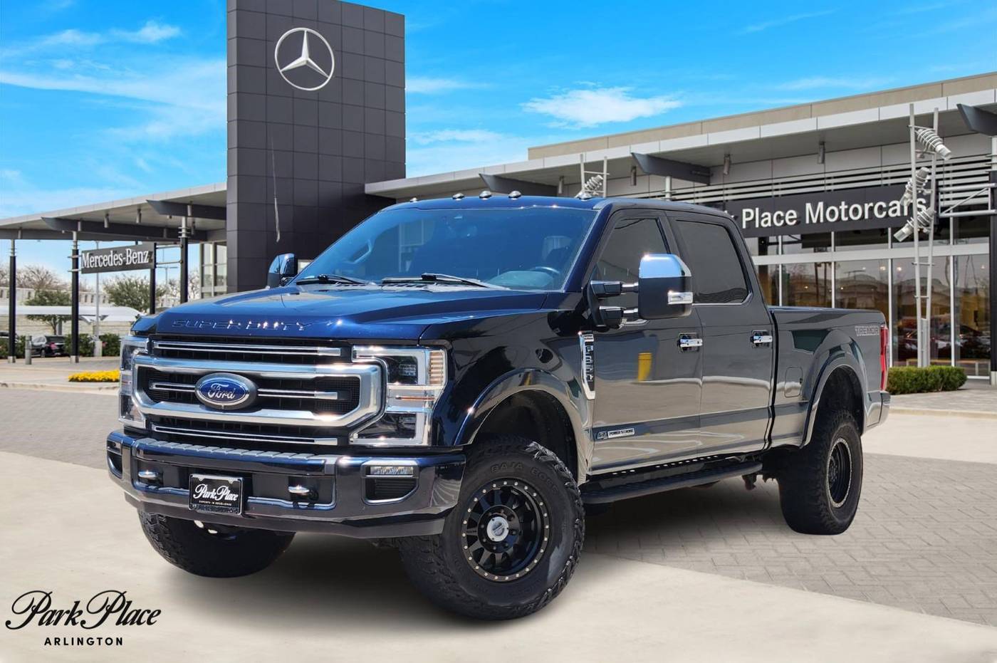2021 Ford Super Duty F-350 Platinum — Pickup Truck — 90,976 mi — Arlington, TX
