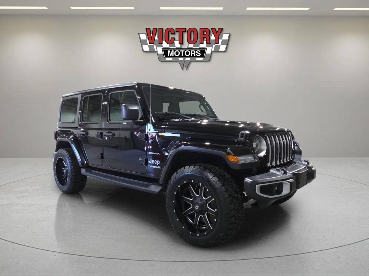 2018 Jeep Wrangler Moab — SUV — 76,415 mi — Chesterfield, MI