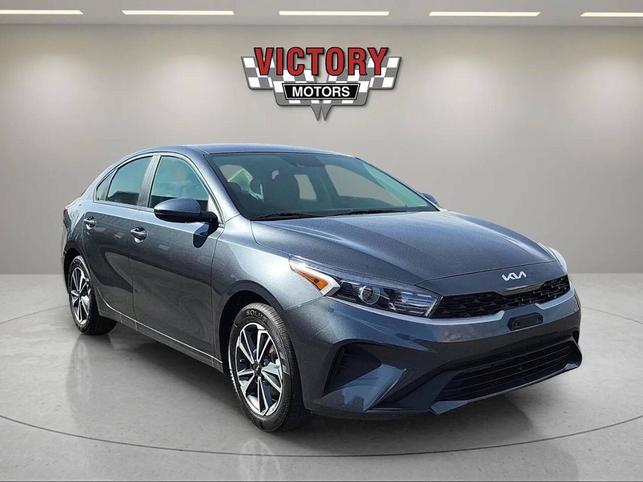2023 Kia Forte LXS — Sedan — 28,295 mi — Chesterfield, MI