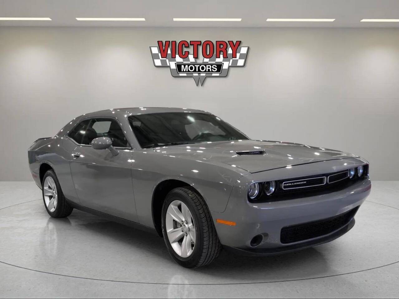 2023 Dodge Challenger SXT — Coupe — 51,877 mi — Chesterfield, MI