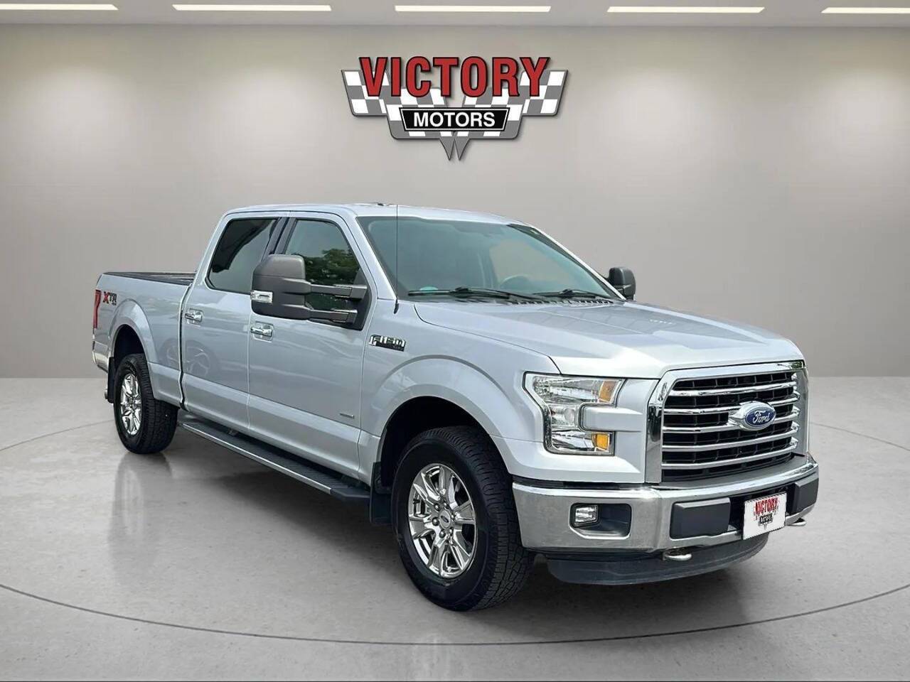 2015 Ford F-150 XLT — Pickup Truck — 33,915 mi — Chesterfield, MI