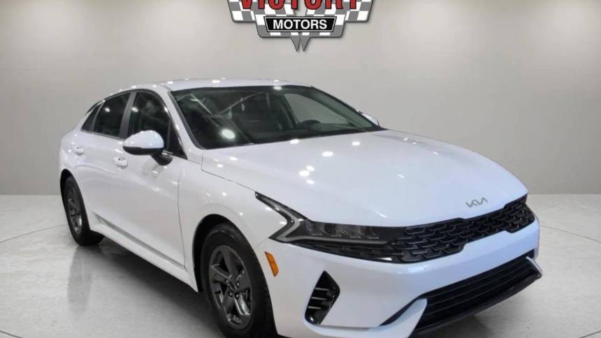 2023 Kia K5 LXS — Sedan — 53,546 mi — Chesterfield, MI