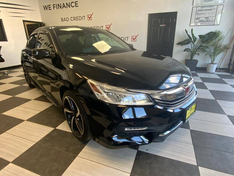 2017 Honda Accord Touring — Sedan — 121,672 mi — Hartford, CT