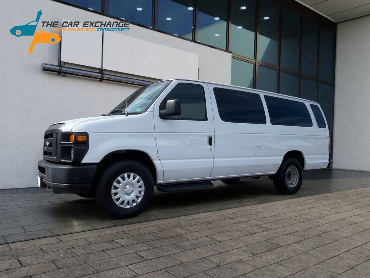 2012 Ford Econoline Wagon E-350 Super Duty XL — Passenger Van — 113,180 mi — Virgina Beach, VA