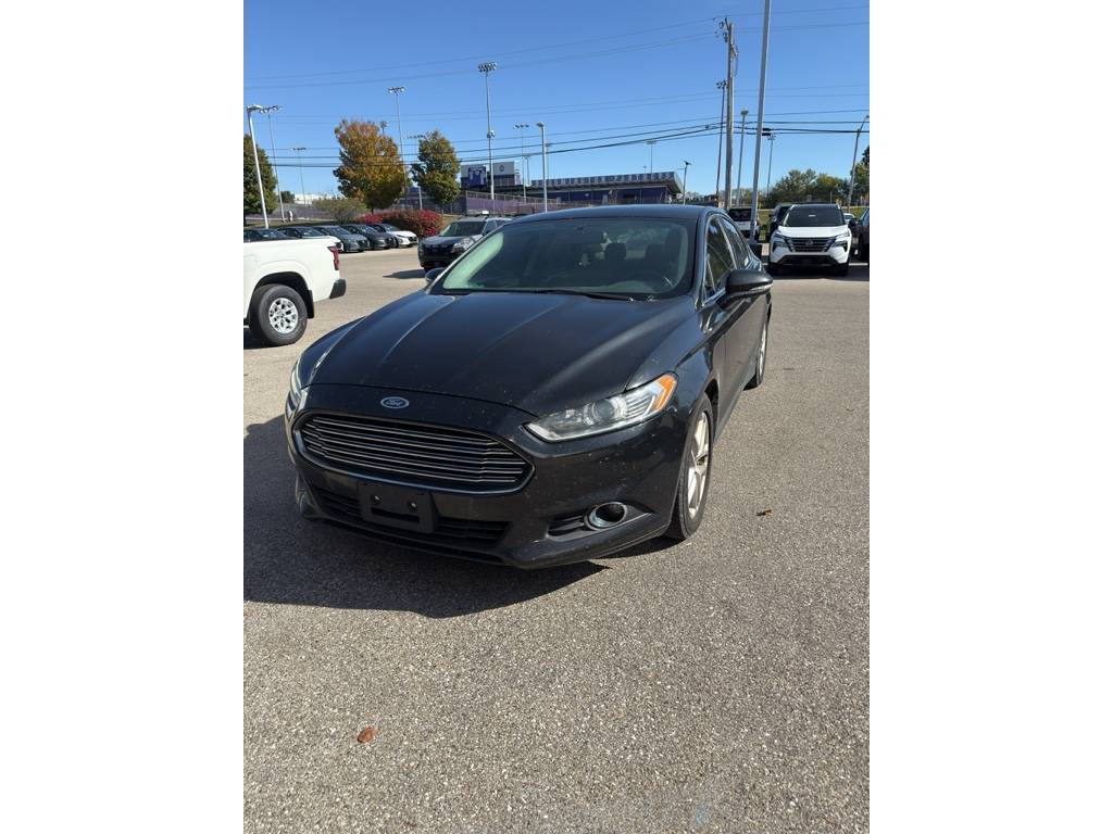 2015 Ford Fusion SE — Sedan — 211,090 mi — Bloomington, IN