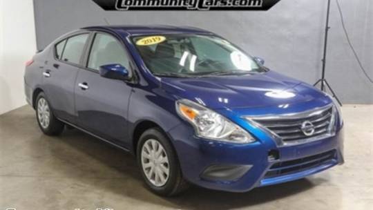 2019 Nissan Versa SV — Sedan — 104,740 mi — Bloomington, IN