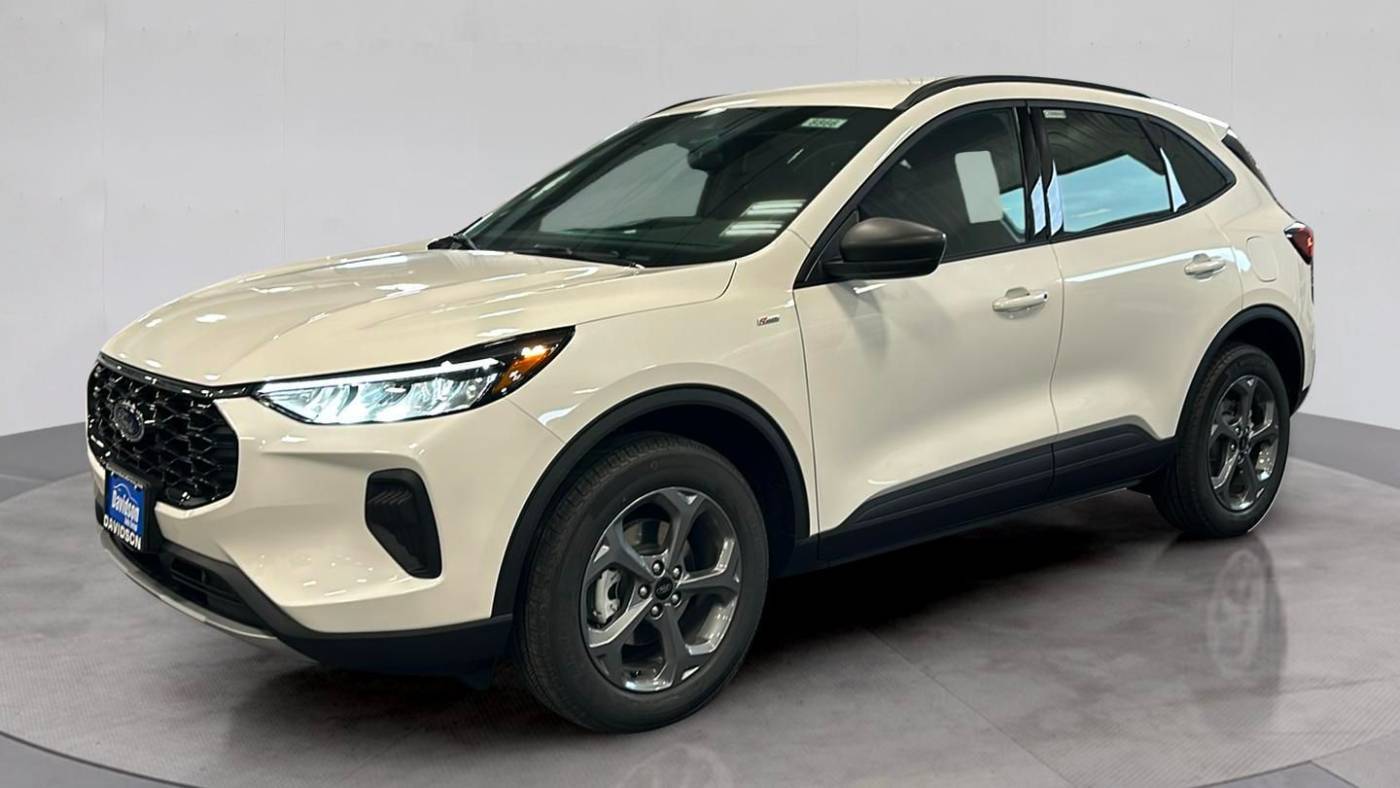 2025 Ford Escape ST-Line — SUV — 1,399 mi — Liverpool, NY