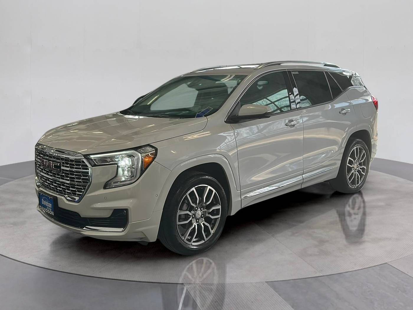 2024 GMC Terrain Denali — SUV — 4,502 mi — Liverpool, NY