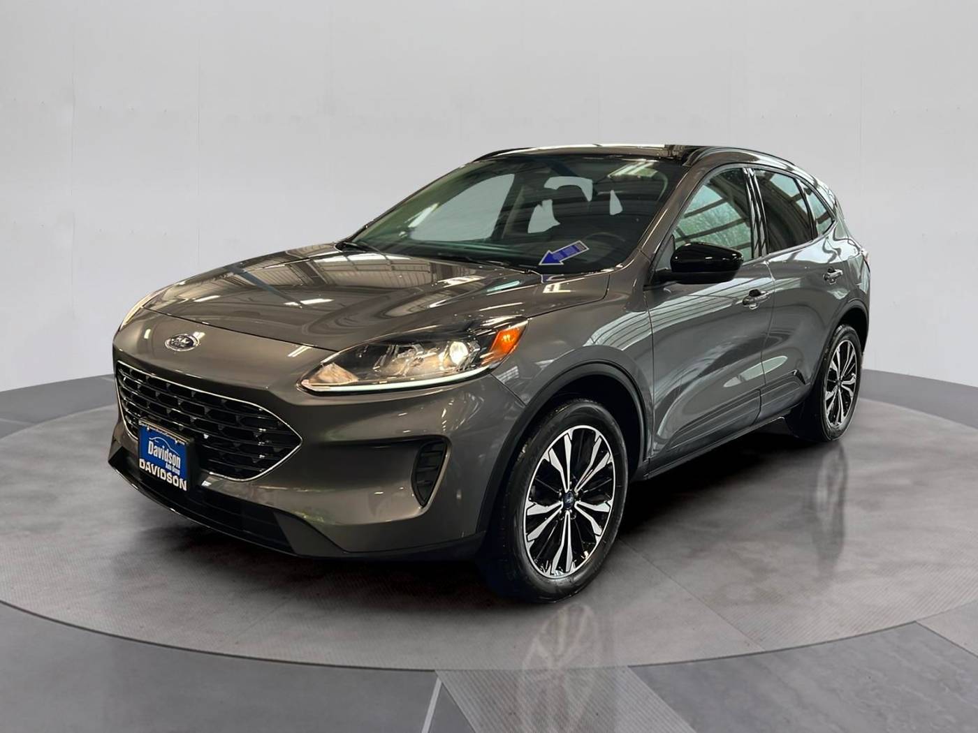 2022 Ford Escape SE — SUV — 21,015 mi — Liverpool, NY