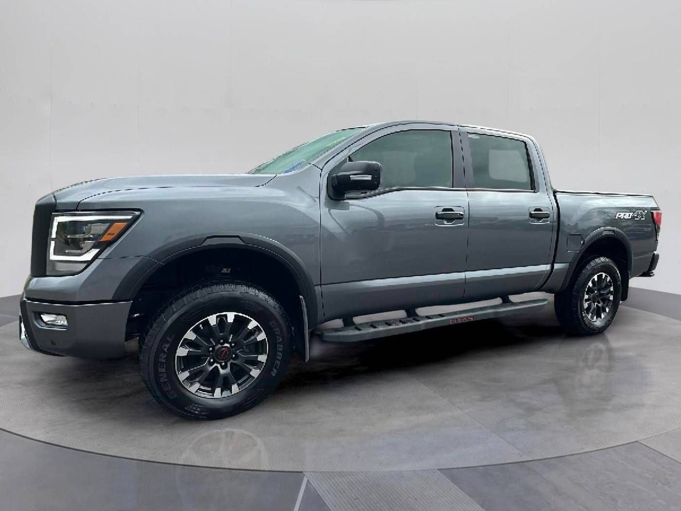 2023 Nissan Titan PRO-4X — Pickup Truck — 23,895 mi — Liverpool, NY
