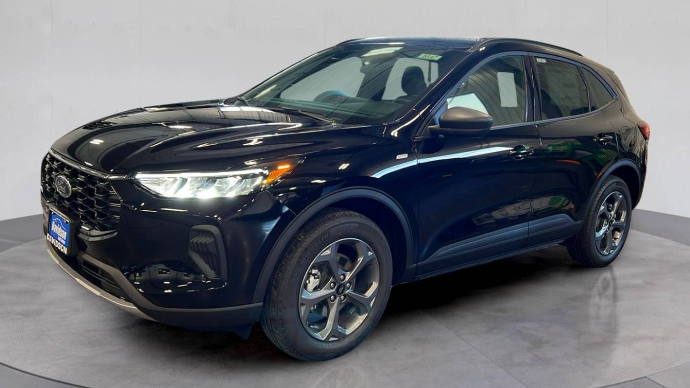 2025 Ford Escape ST-Line — SUV — 762 mi — Liverpool, NY