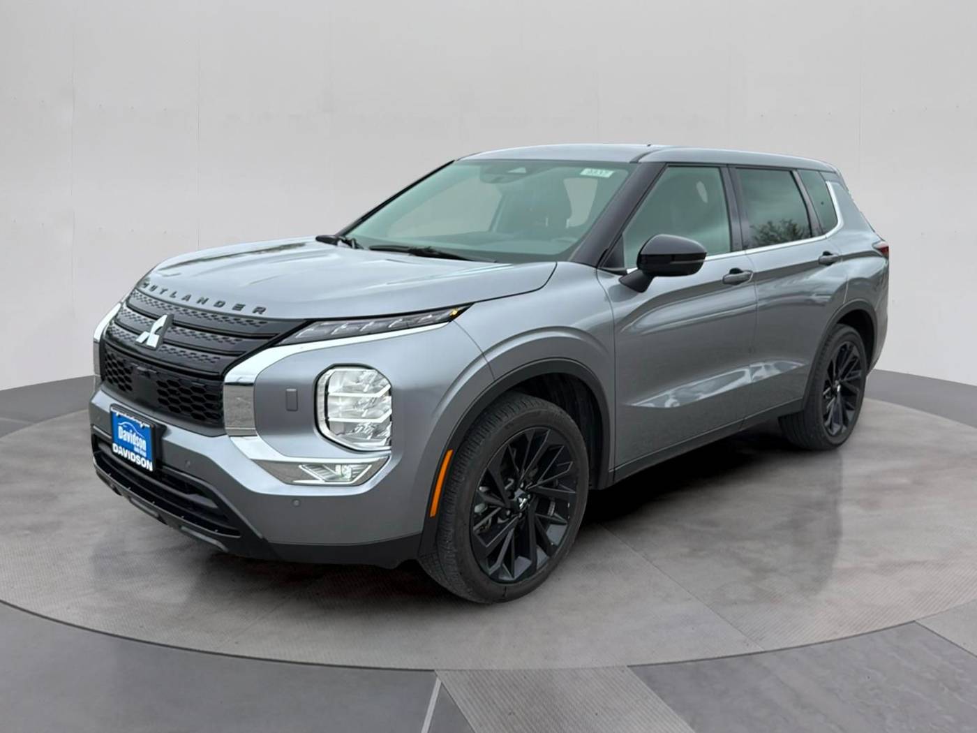 2024 Mitsubishi Outlander SE Black Edition — SUV — 15,394 mi — Liverpool, NY