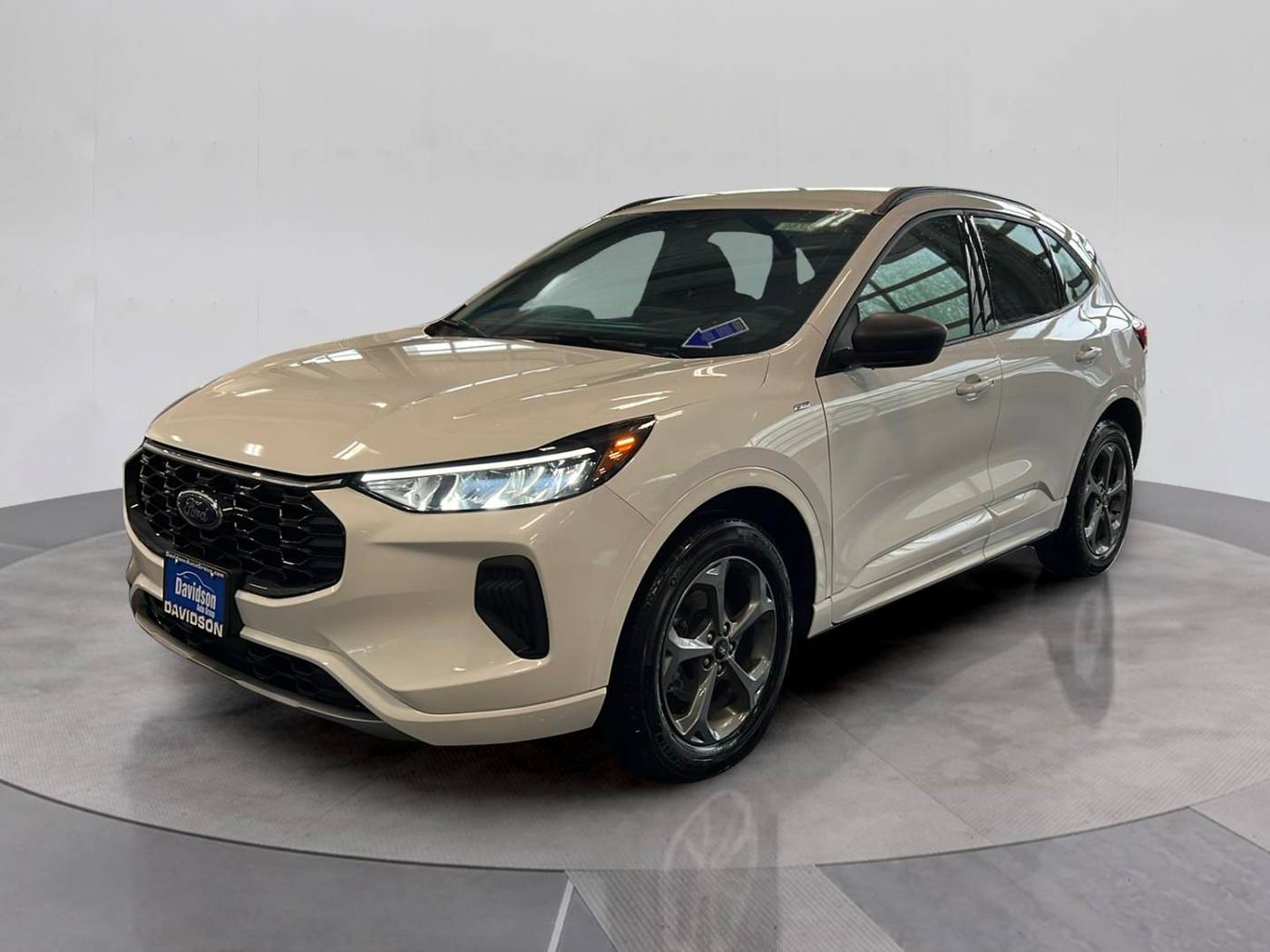 2023 Ford Escape ST-Line — SUV — 32,595 mi — Liverpool, NY