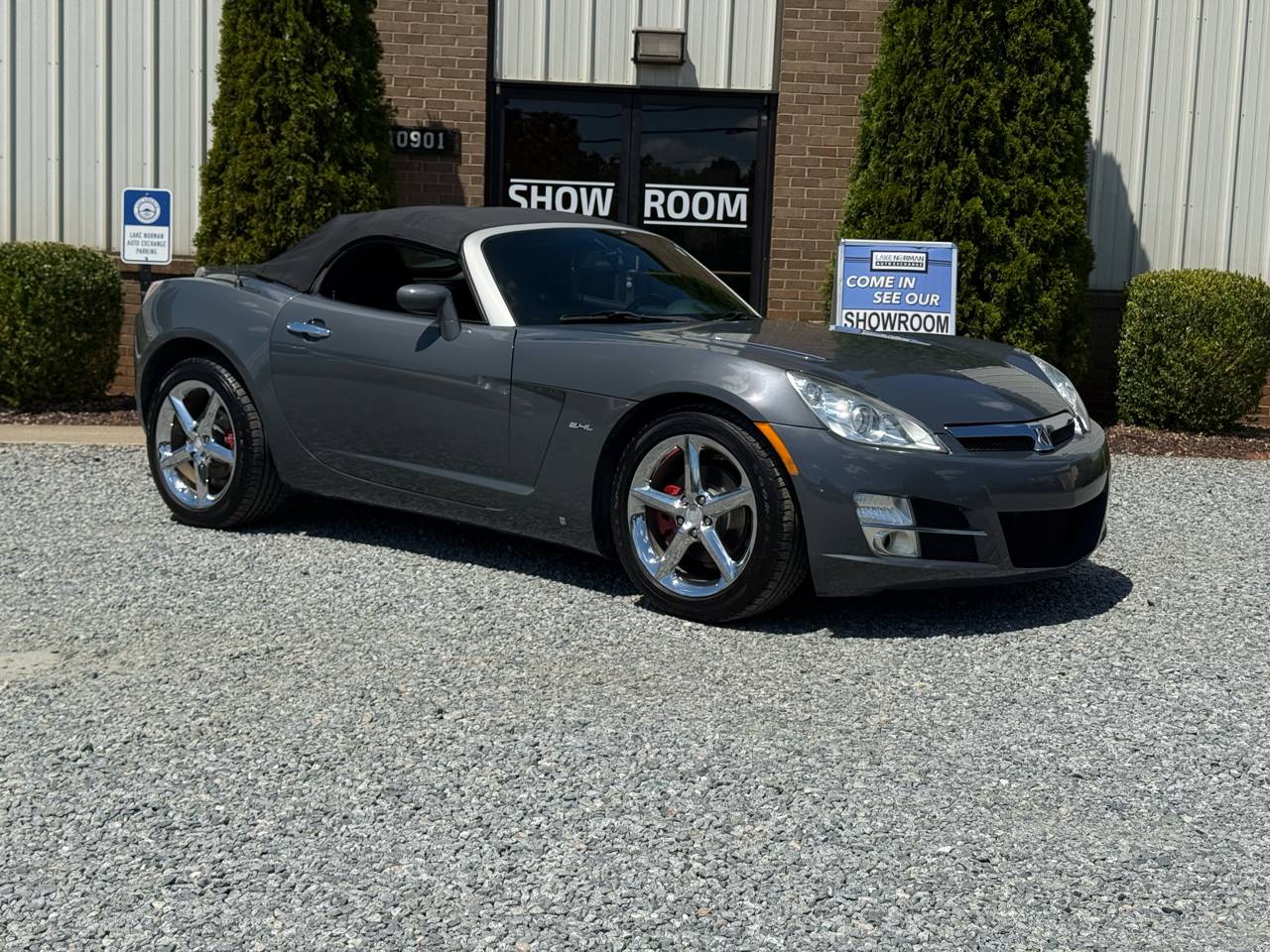 2009 Saturn Sky Base