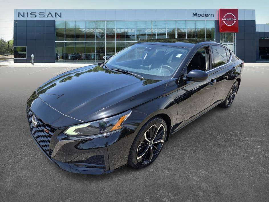 2023 Nissan Altima SR — Sedan — 80,000 mi — Hickory, NC