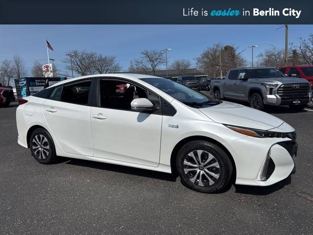 2022 Toyota Prius Prime XLE — Hatchback — 16,204 mi — Portland, ME