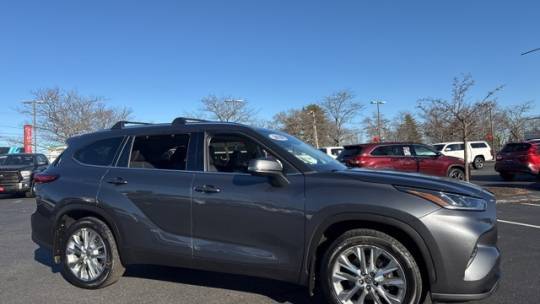 2020 Toyota Highlander Limited — SUV — 102,996 mi — Portland, ME