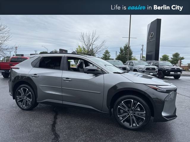 2025 Toyota bZ4X Limited — SUV — 2,891 mi — Portland, ME