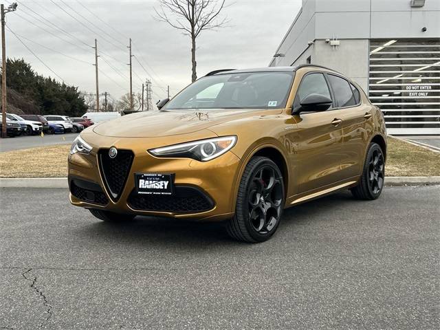 2022 Alfa Romeo Stelvio Veloce — SUV — 32,524 mi — Upper Saddle River, NJ