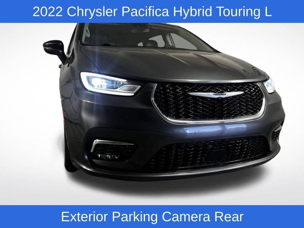 2022 Chrysler Pacifica Hybrid Touring L — Minivan — 41,888 mi — Midland, TX