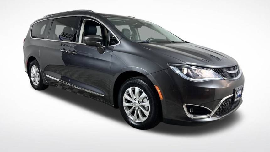2018 Chrysler Pacifica Touring L Plus