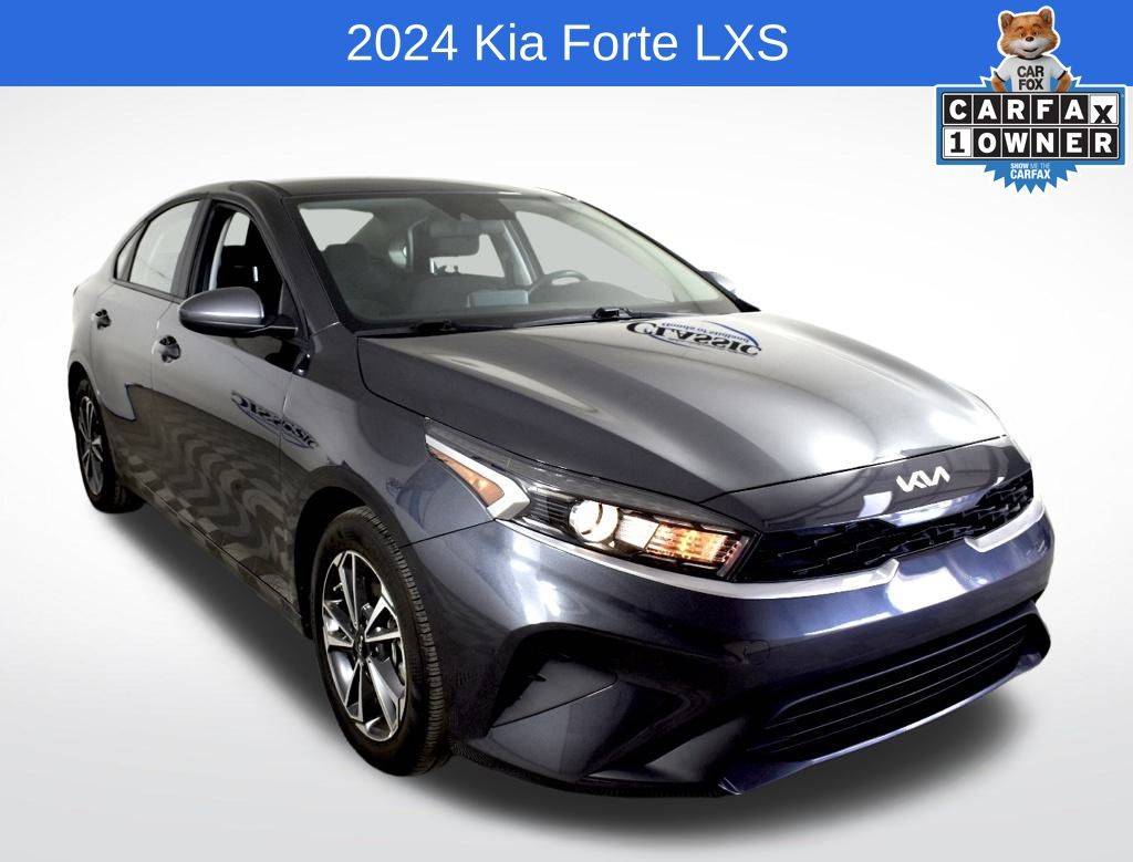2024 Kia Forte LXS — Sedan — 19,245 mi — Midland, TX