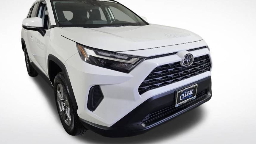 2023 Toyota RAV4 XLE — SUV — 31,046 mi — Midland, TX