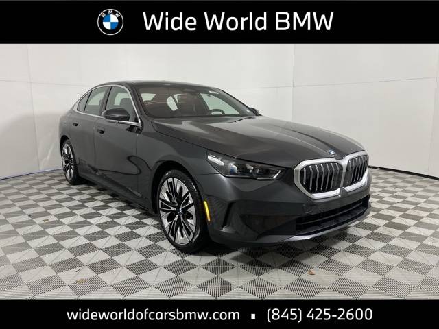 2025 BMW 5 Series 530i — Sedan — 5,550 mi — Spring Valley, NY
