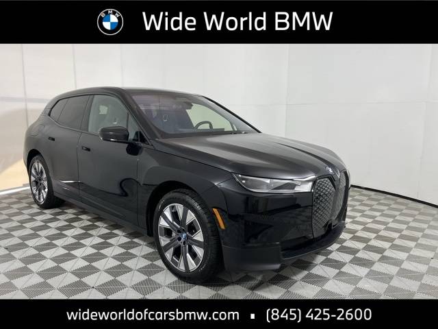 2025 BMW iX xDrive50 — SUV — 5,600 mi — Spring Valley, NY